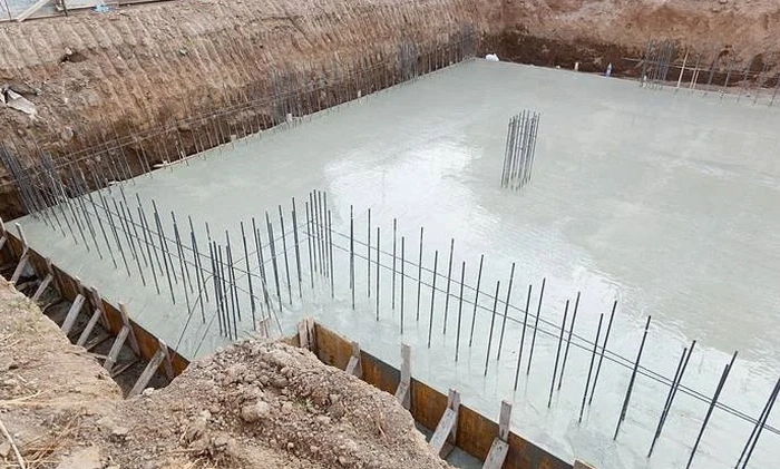 Diseño de cimentaciones superficiales en Peñaflor con criterio sísmico local